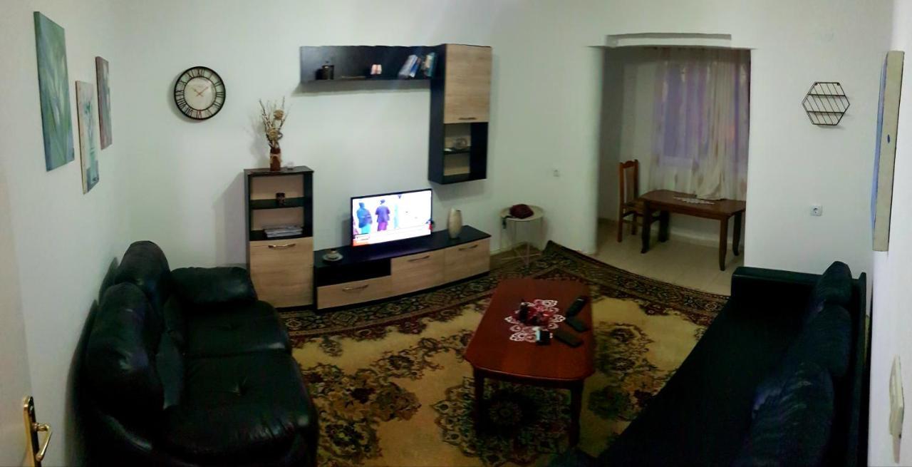 Home Flori&Vili Shkodër Екстериор снимка