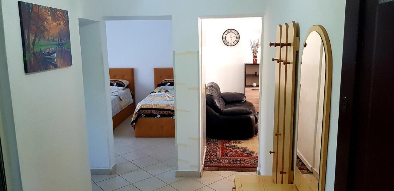 Home Flori&Vili Shkodër Екстериор снимка